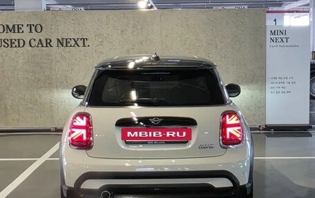 MINI Hatch, 2022 год, 2 230 000 рублей, 4 фотография