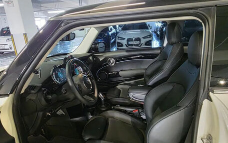 MINI Hatch, 2022 год, 2 230 000 рублей, 7 фотография