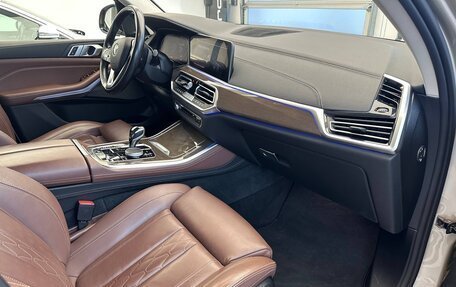 BMW X5, 2018 год, 5 850 000 рублей, 17 фотография