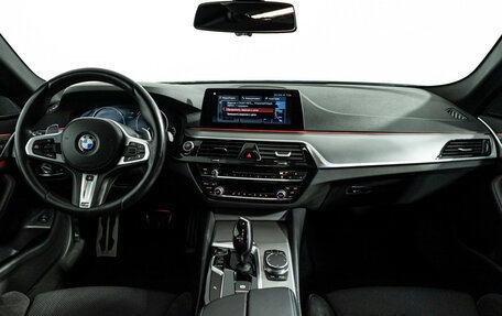 BMW 5 серия, 2017 год, 3 395 000 рублей, 12 фотография