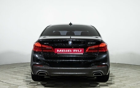 BMW 5 серия, 2017 год, 3 395 000 рублей, 6 фотография