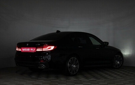 BMW 5 серия, 2017 год, 3 395 000 рублей, 26 фотография