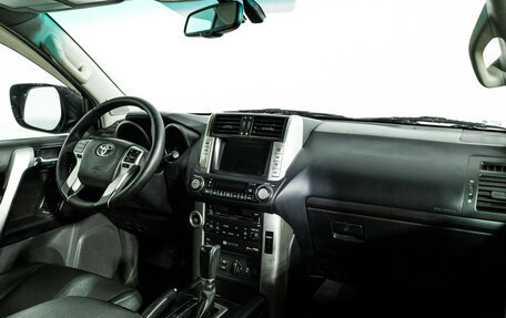 Toyota Land Cruiser Prado 150 рестайлинг 2, 2010 год, 2 300 000 рублей, 9 фотография