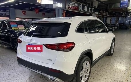 Mercedes-Benz GLA, 2022 год, 1 843 000 рублей, 3 фотография