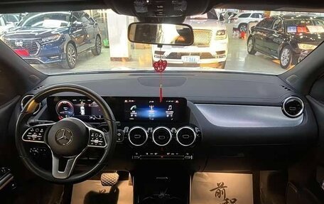 Mercedes-Benz GLA, 2022 год, 1 843 000 рублей, 14 фотография