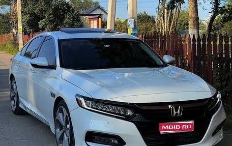 Honda Accord IX рестайлинг, 2019 год, 3 400 000 рублей, 1 фотография