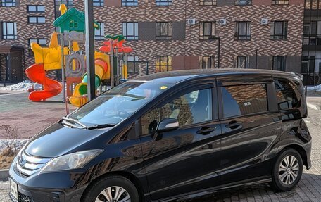 Honda Freed I, 2012 год, 950 000 рублей, 2 фотография