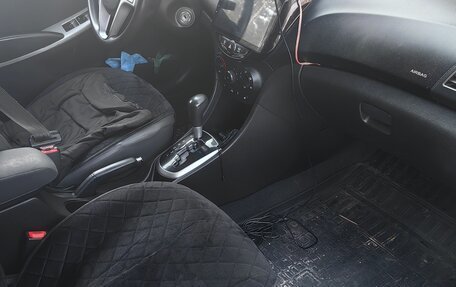 Hyundai Solaris II рестайлинг, 2011 год, 570 000 рублей, 15 фотография