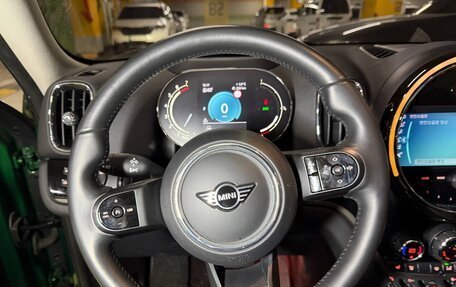 MINI Countryman II (F60), 2022 год, 2 650 000 рублей, 19 фотография