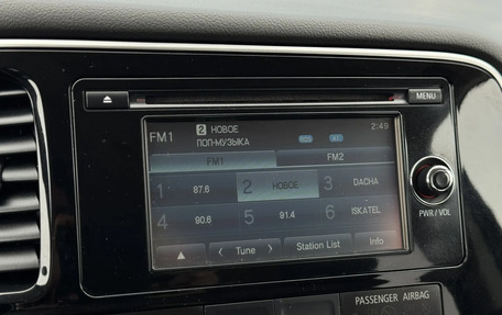 Mitsubishi Outlander III рестайлинг 3, 2015 год, 1 890 000 рублей, 22 фотография