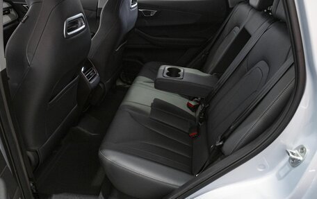 Chery Tiggo 4 I рестайлинг, 2025 год, 2 295 000 рублей, 8 фотография