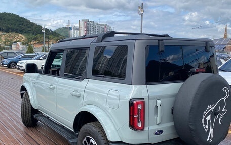 Ford Bronco, 2022 год, 8 000 000 рублей, 3 фотография