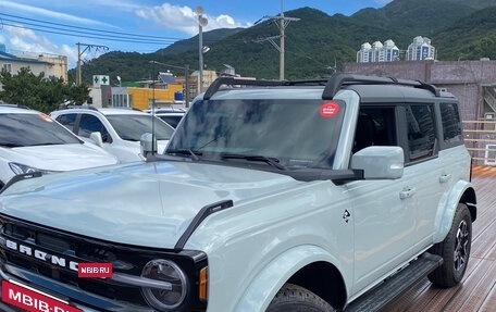 Ford Bronco, 2022 год, 8 000 000 рублей, 2 фотография