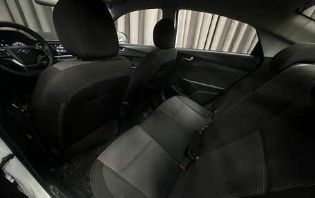 Hyundai Solaris II рестайлинг, 2018 год, 919 777 рублей, 23 фотография