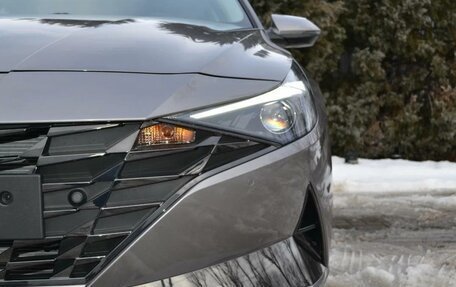 Hyundai Elantra, 2022 год, 1 500 000 рублей, 2 фотография