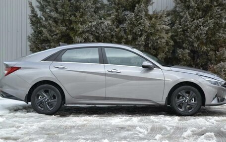 Hyundai Elantra, 2022 год, 1 500 000 рублей, 5 фотография