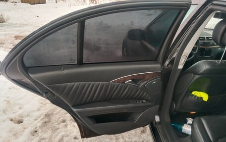 Mercedes-Benz E-Класс, 2005 год, 630 000 рублей, 3 фотография