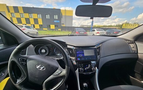 Hyundai Sonata VI, 2012 год, 950 000 рублей, 7 фотография