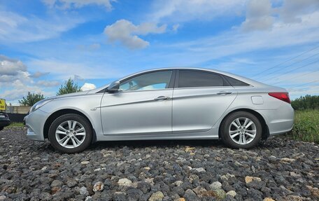 Hyundai Sonata VI, 2012 год, 950 000 рублей, 5 фотография