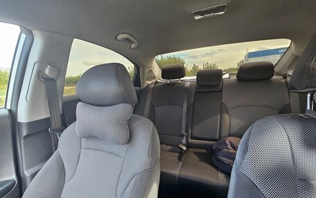 Hyundai Sonata VI, 2012 год, 950 000 рублей, 12 фотография