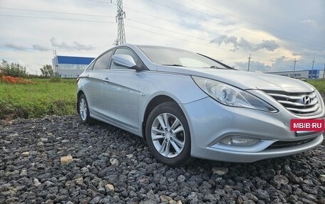 Hyundai Sonata VI, 2012 год, 950 000 рублей, 3 фотография