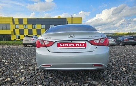 Hyundai Sonata VI, 2012 год, 950 000 рублей, 6 фотография