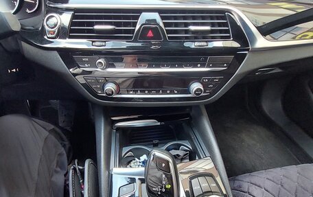 BMW 5 серия, 2019 год, 2 550 000 рублей, 1 фотография