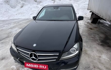 Mercedes-Benz C-Класс, 2011 год, 915 000 рублей, 1 фотография