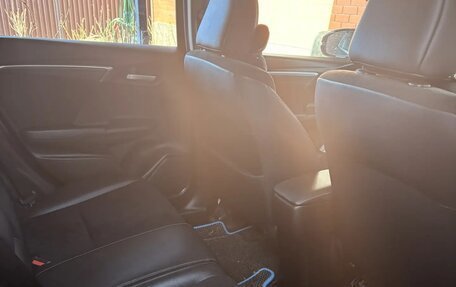 Honda Shuttle II, 2015 год, 1 450 000 рублей, 7 фотография