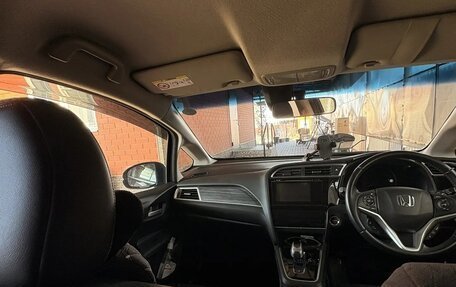 Honda Shuttle II, 2015 год, 1 450 000 рублей, 6 фотография