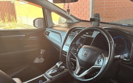 Honda Shuttle II, 2015 год, 1 450 000 рублей, 4 фотография