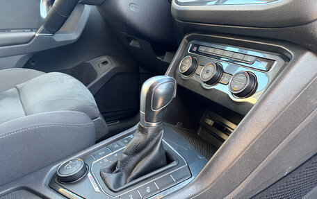 Volkswagen Tiguan II, 2017 год, 2 620 000 рублей, 25 фотография