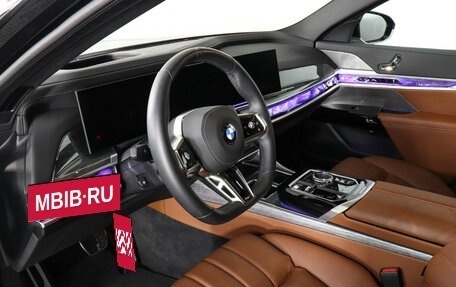 BMW 7 серия, 2025 год, 18 700 000 рублей, 16 фотография