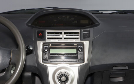 Toyota Yaris III рестайлинг, 2008 год, 699 000 рублей, 12 фотография