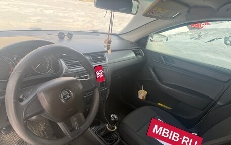 Skoda Rapid I, 2015 год, 425 000 рублей, 4 фотография