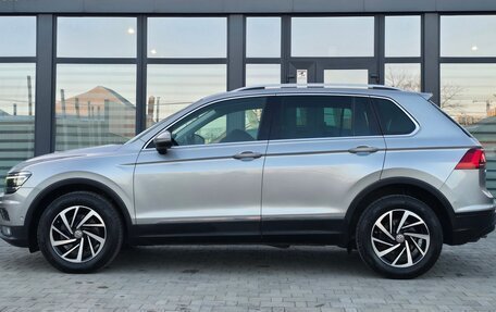 Volkswagen Tiguan II, 2018 год, 2 600 000 рублей, 9 фотография