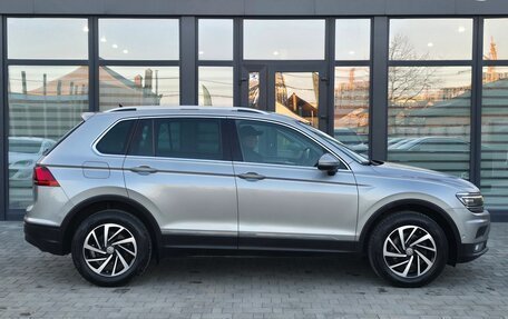 Volkswagen Tiguan II, 2018 год, 2 600 000 рублей, 7 фотография