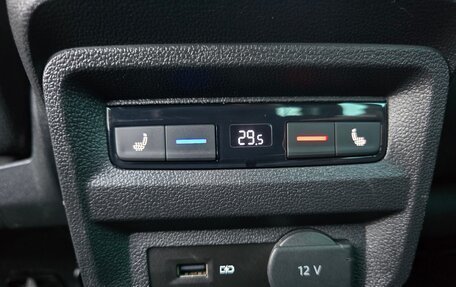 Volkswagen Tiguan II, 2018 год, 2 600 000 рублей, 26 фотография