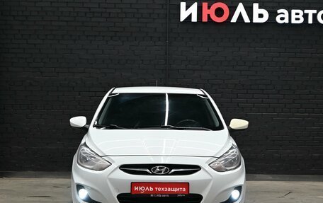 Hyundai Solaris II рестайлинг, 2013 год, 830 000 рублей, 2 фотография