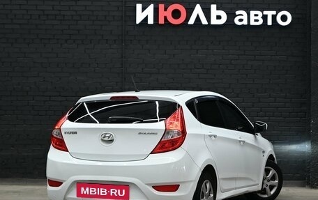 Hyundai Solaris II рестайлинг, 2013 год, 830 000 рублей, 6 фотография