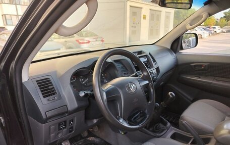 Toyota Hilux VII, 2011 год, 1 650 000 рублей, 17 фотография
