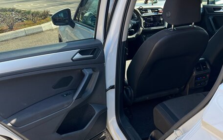 Volkswagen Tiguan II, 2020 год, 2 500 000 рублей, 15 фотография