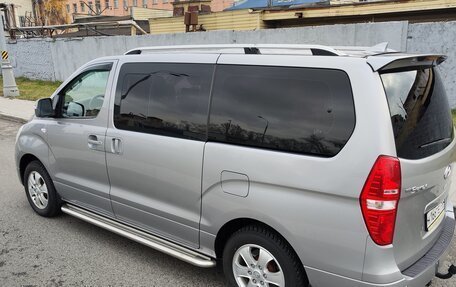 Hyundai Grand Starex Grand Starex I рестайлинг 2, 2017 год, 3 080 000 рублей, 10 фотография