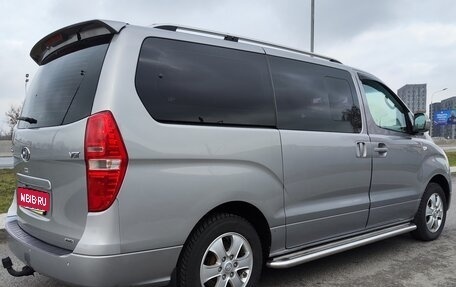 Hyundai Grand Starex Grand Starex I рестайлинг 2, 2017 год, 3 080 000 рублей, 16 фотография