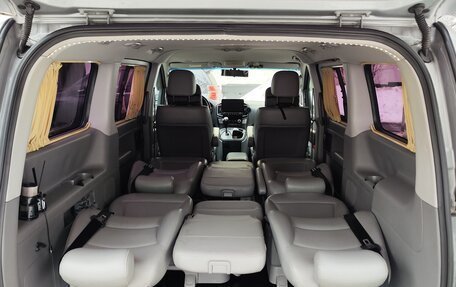 Hyundai Grand Starex Grand Starex I рестайлинг 2, 2017 год, 3 080 000 рублей, 24 фотография