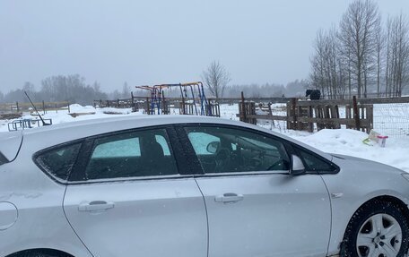 Opel Astra J, 2012 год, 600 000 рублей, 6 фотография