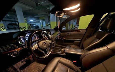 Mercedes-Benz E-Класс, 2013 год, 2 300 000 рублей, 8 фотография