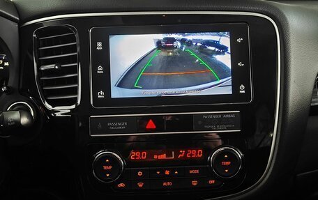 Mitsubishi Outlander III рестайлинг 3, 2019 год, 1 947 000 рублей, 12 фотография