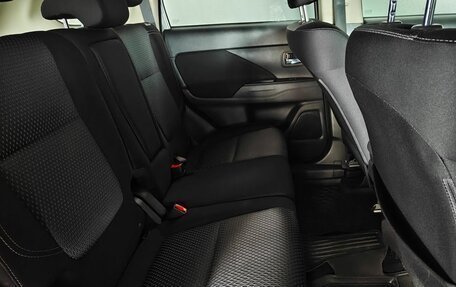 Mitsubishi Outlander III рестайлинг 3, 2019 год, 1 947 000 рублей, 17 фотография