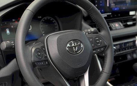 Toyota RAV4, 2025 год, 4 200 000 рублей, 26 фотография